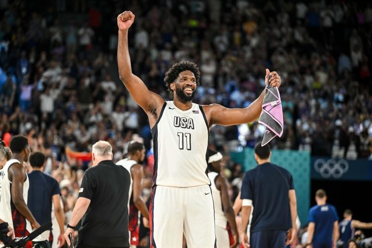 多次致力于 多次致力于